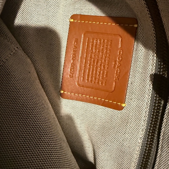 Coach Rogue Slim Brief - Picture 6 of 8